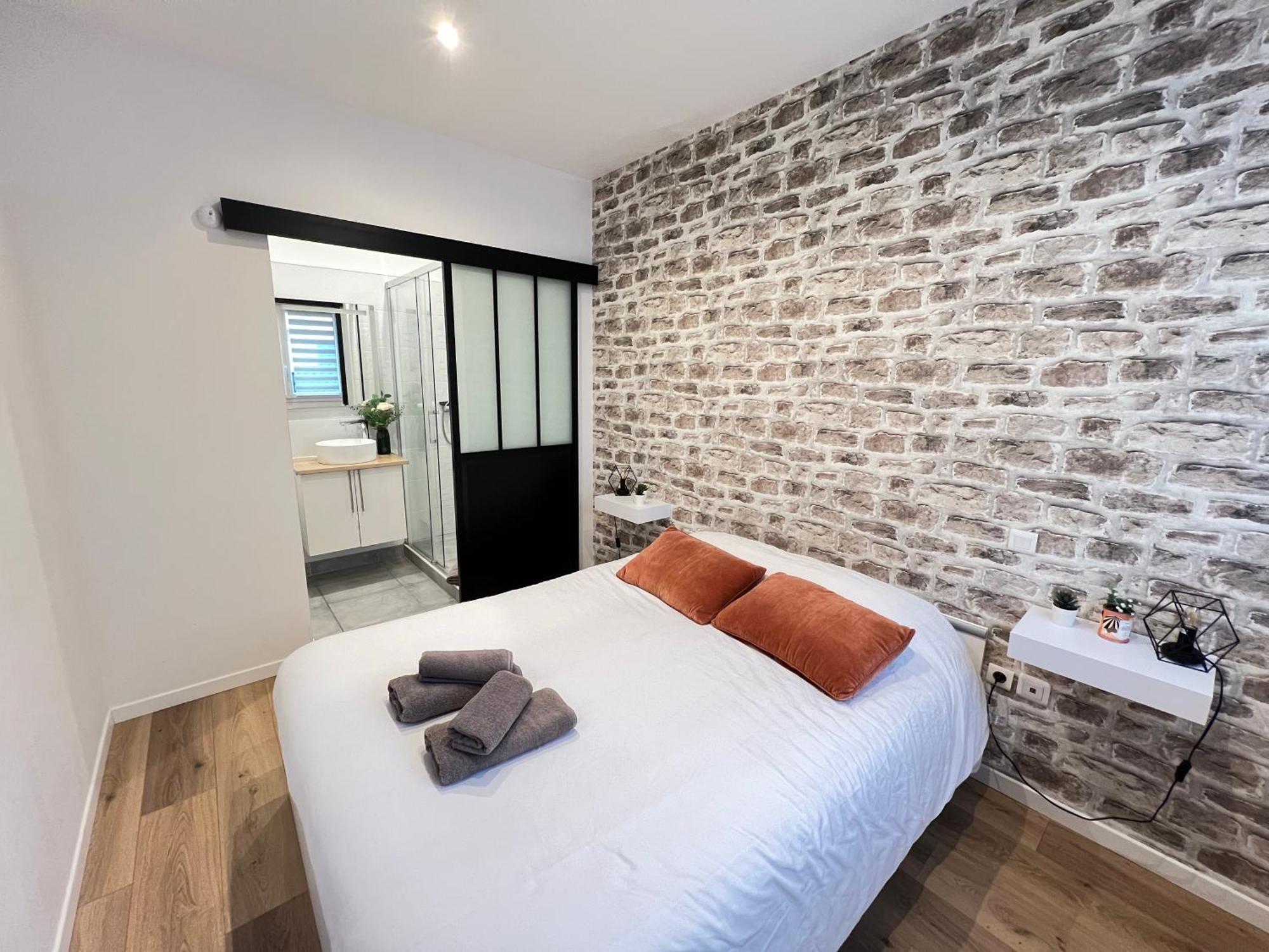 Le Remois - Charmant T2 - Renove - Parking - Cour Privative - Wifi 兰斯 外观 照片
