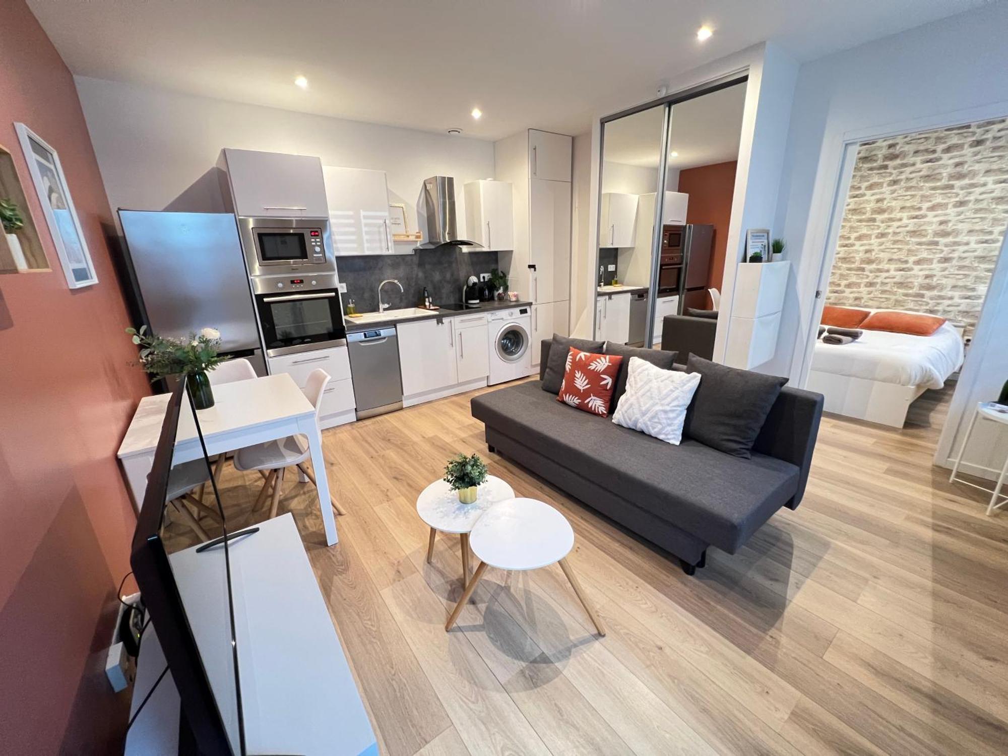 Le Remois - Charmant T2 - Renove - Parking - Cour Privative - Wifi 兰斯 外观 照片