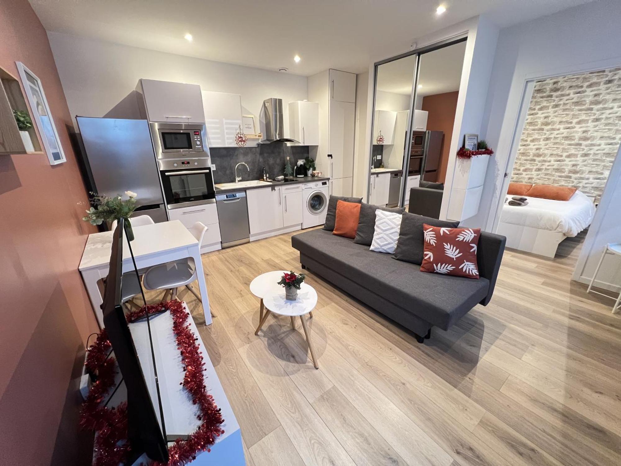 Le Remois - Charmant T2 - Renove - Parking - Cour Privative - Wifi 兰斯 外观 照片